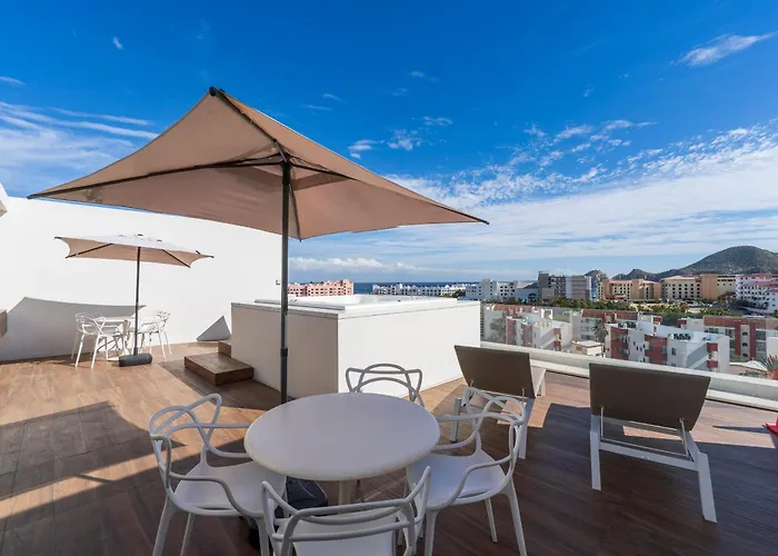 Luxury With Pool&jacuzzi On Terrace In Médano Cabo San Lucas